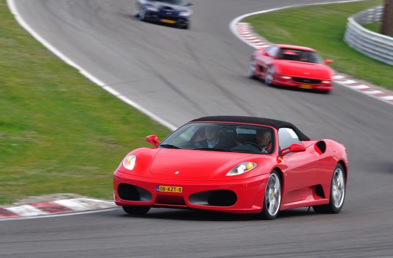 151226 | Ferrari - Lamborghini Register Nederland